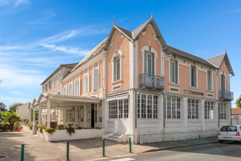 hotel in châtelaillon victoria