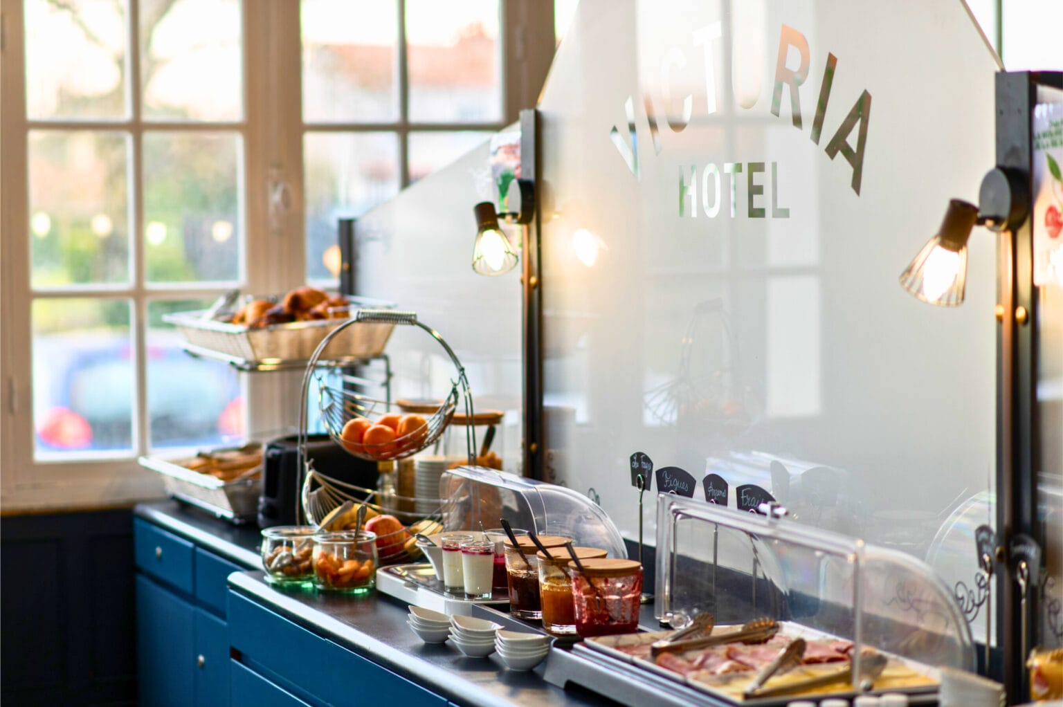 hotel chatelaillon petit dejeuner