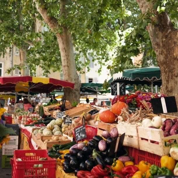 fruit stand on the street during daytime