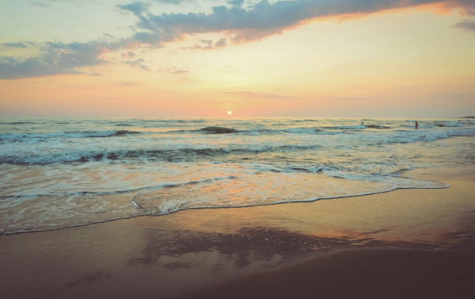 foto de la orilla del mar
